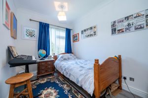 Bedroom- click for photo gallery